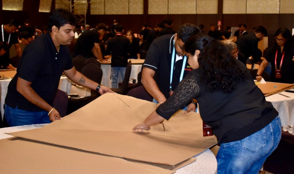 Team Mahindra Lifespace - 21